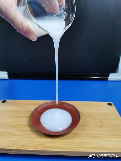 上的应用水产养殖业饲料粘结剂在畜牧无不良异味,且有良好适口性和